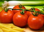 buah tomat ceri